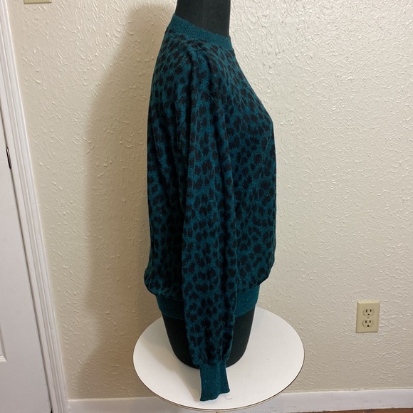 Skea Vintage Leopard Crew Neck Sweater - Picture 2 of 5